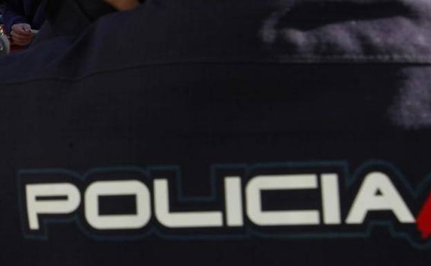 Tres detenidos acusados de estafar con ofertas de trabajo falsas en Asturias