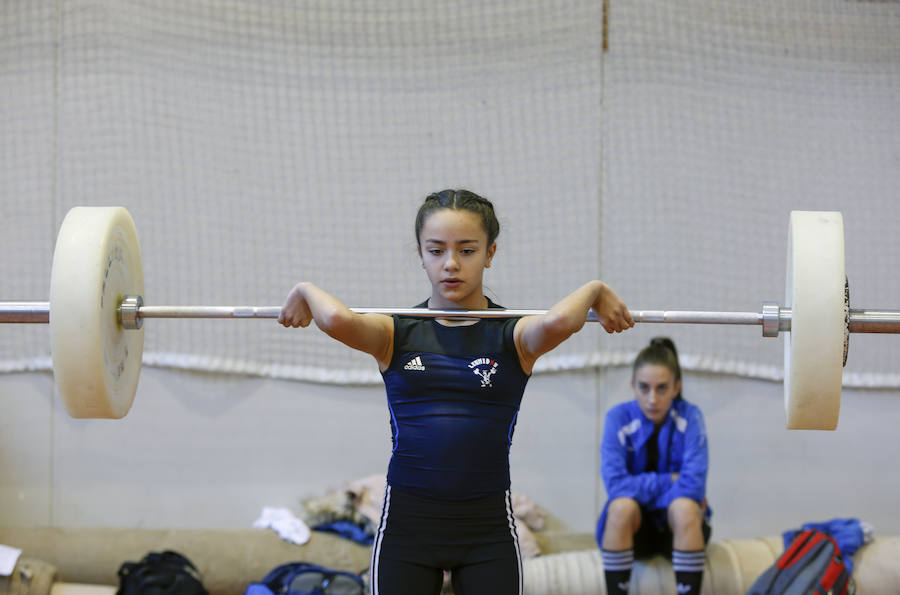 Fotos: Campeonato de halterofilia en el Pabellón de los Deportes Adolfo Suárez