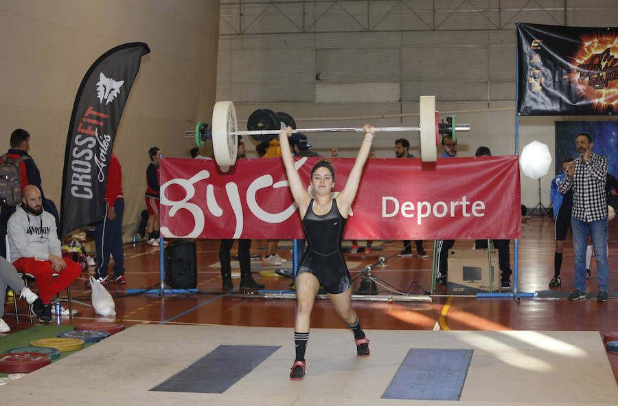 Fotos: Campeonato de halterofilia en el Pabellón de los Deportes Adolfo Suárez