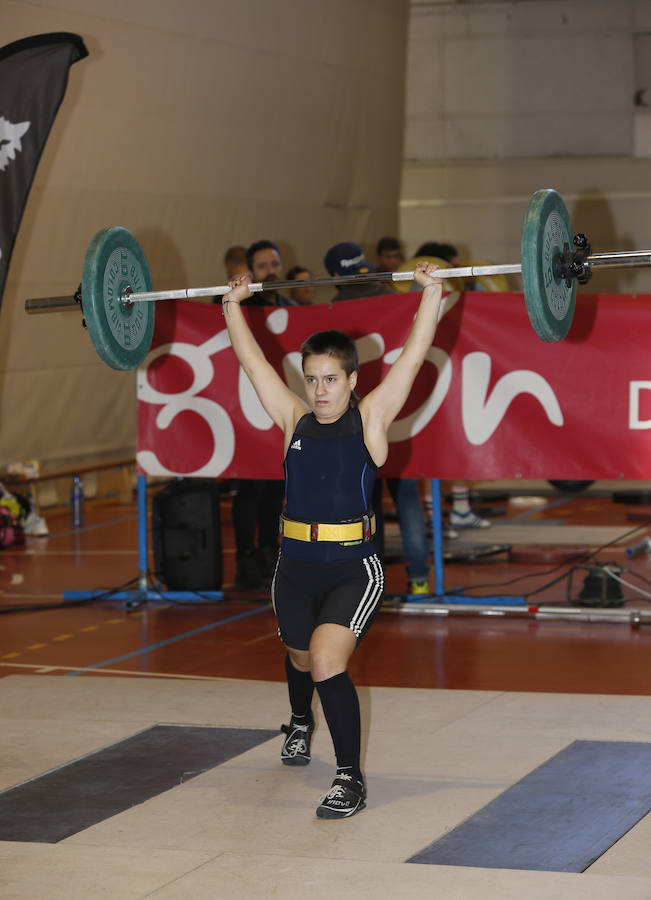 Fotos: Campeonato de halterofilia en el Pabellón de los Deportes Adolfo Suárez