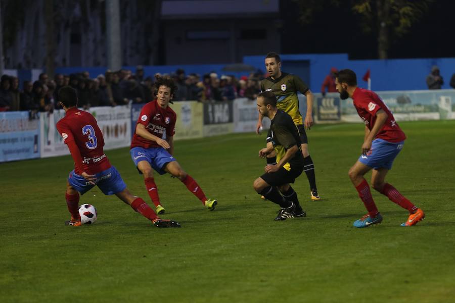 Los asturianos fueron especialmente eficaces en ataque, aprovechando en la mayor parte de sus goles las indecisiones defensivas de los locales