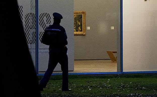 El espacio vacío que dejó uno de los cuadros robados en el museo Kunsthal de Rotterdam en 2012.