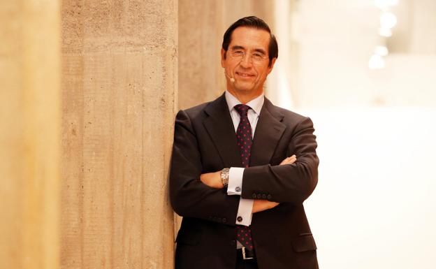 «Tenemos tres cerebros: el intracraneal, el corazón y el tubo digestivo»