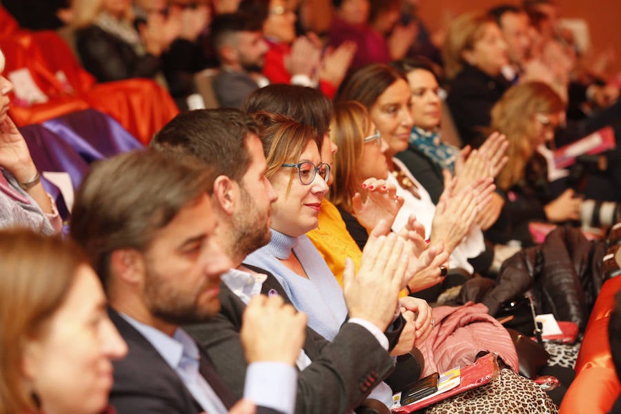 El auditorio José Barrera acogió el acto institucional con motivo del Día Internacional contra la Violencia de Género