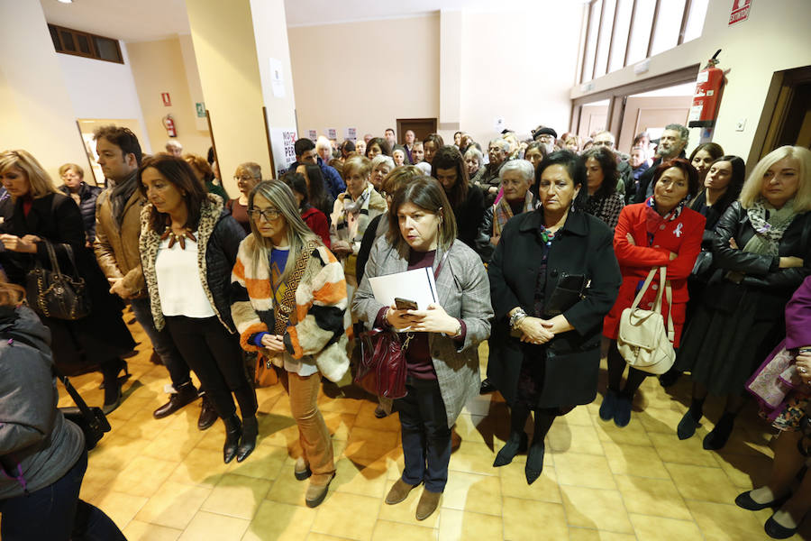 El auditorio José Barrera acogió el acto institucional con motivo del Día Internacional contra la Violencia de Género