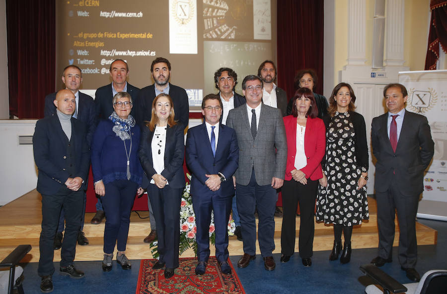 La presidente deL Congreso anunció la entrega de la Gran Cruz de la Orden Civil de Alfonso X El Sabio a Luis Felipe Fernández, impulsor de las jornadas, así como la Placa de Honor de Alfonso X El Sabio a los institutos de Ibias y Vegadeo