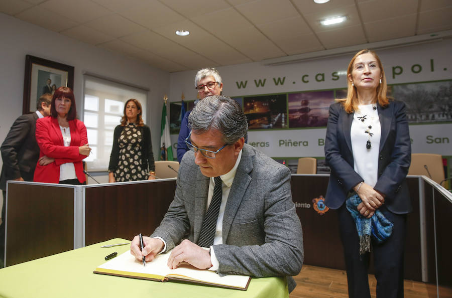 La presidente deL Congreso anunció la entrega de la Gran Cruz de la Orden Civil de Alfonso X El Sabio a Luis Felipe Fernández, impulsor de las jornadas, así como la Placa de Honor de Alfonso X El Sabio a los institutos de Ibias y Vegadeo