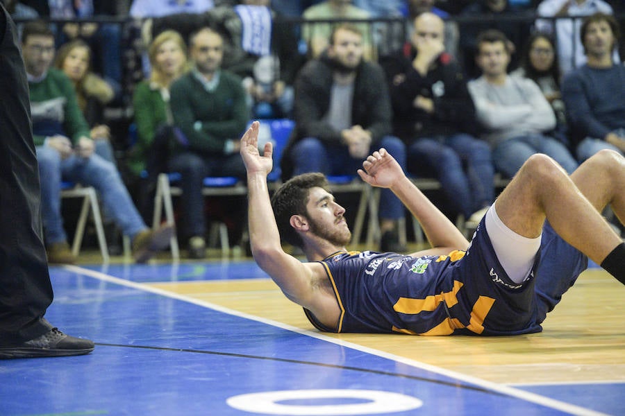 Fotos: El Liberbank Oviedo - TAU, en imágenes