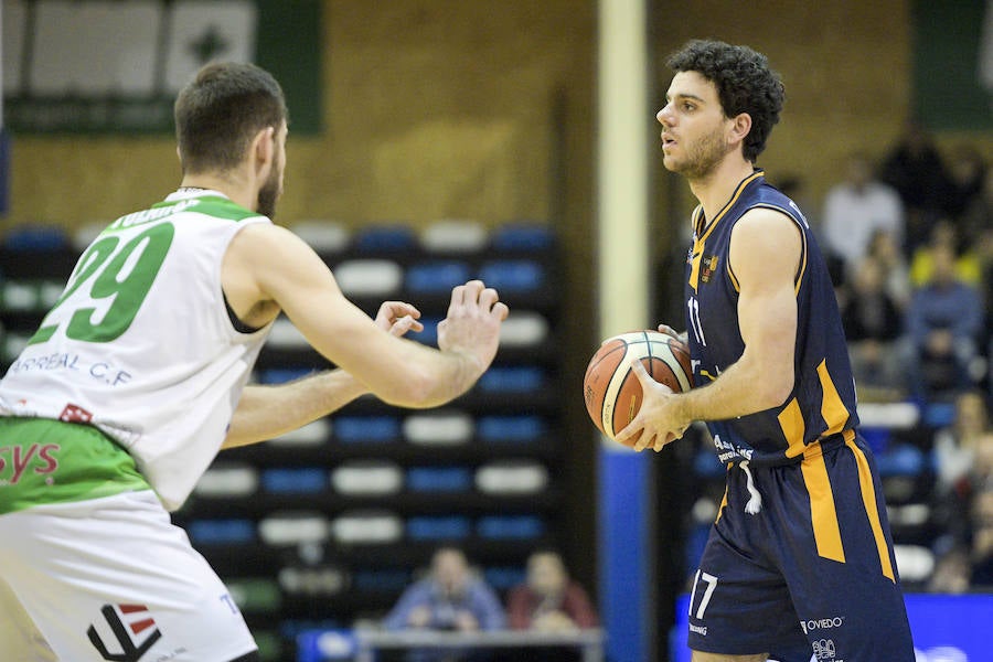 Fotos: El Liberbank Oviedo - TAU, en imágenes