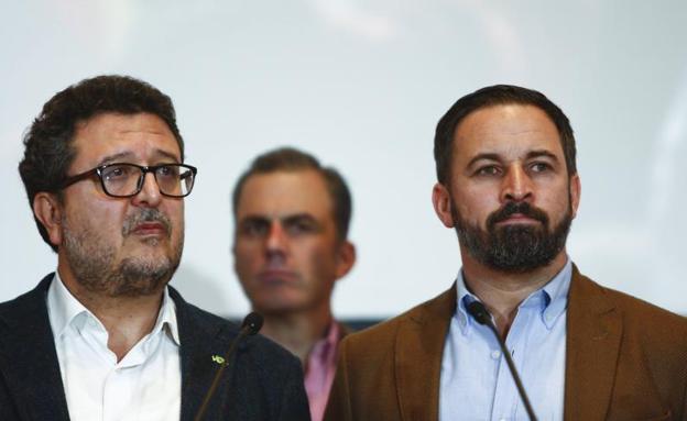 Francisco Serrano y Santiago Abascal.