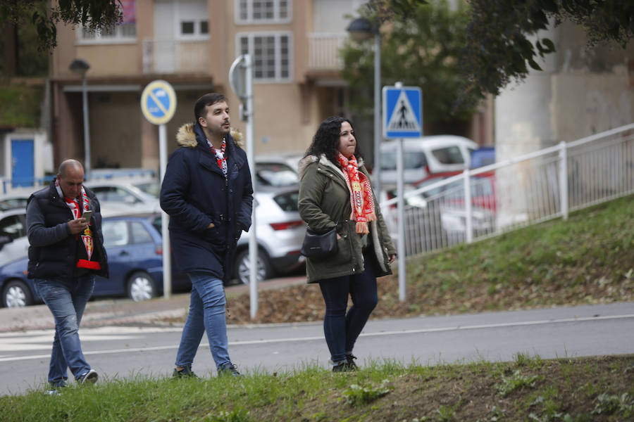 La afición rojiblanca llenó de alegría el campo del Eibar durante el encuentro de Copa del Rey