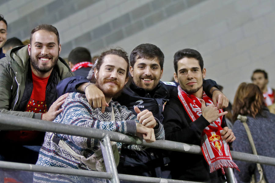 La afición rojiblanca llenó de alegría el campo del Eibar durante el encuentro de Copa del Rey