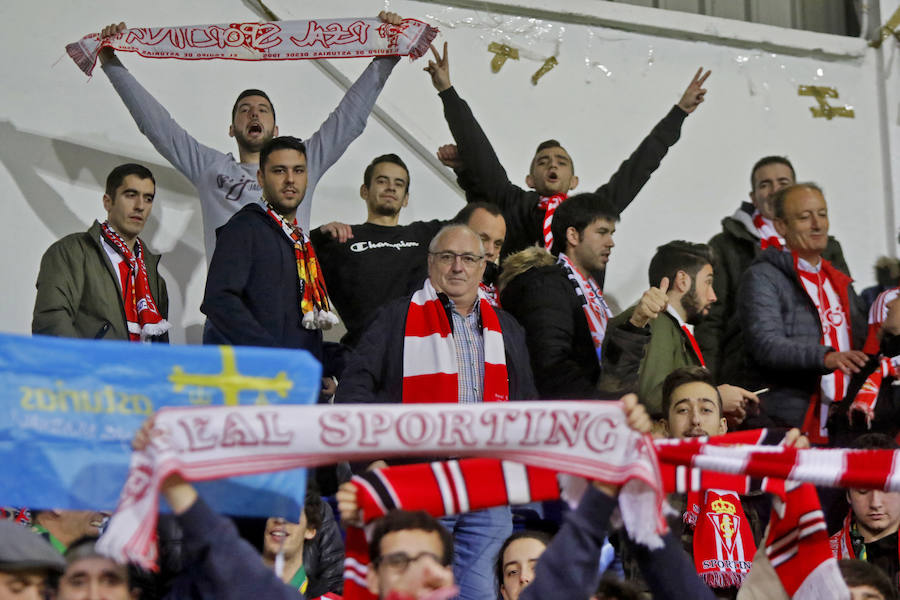 La afición rojiblanca llenó de alegría el campo del Eibar durante el encuentro de Copa del Rey