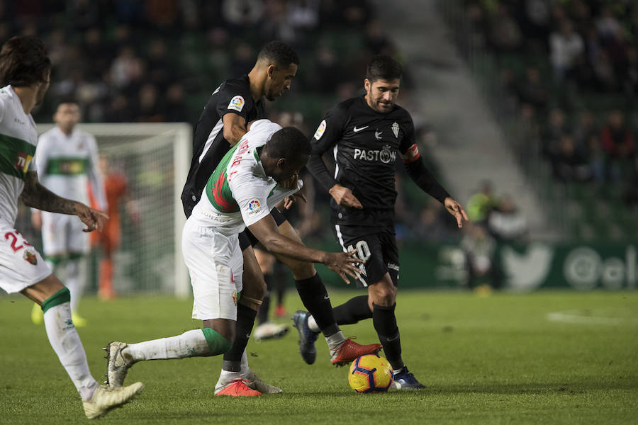 Fotos: Elche 0-0 Sporting, en imágenes