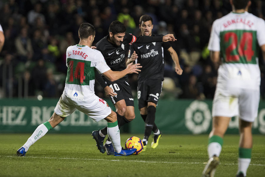 Fotos: Elche 0-0 Sporting, en imágenes