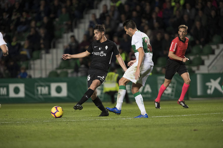 Fotos: Elche 0-0 Sporting, en imágenes