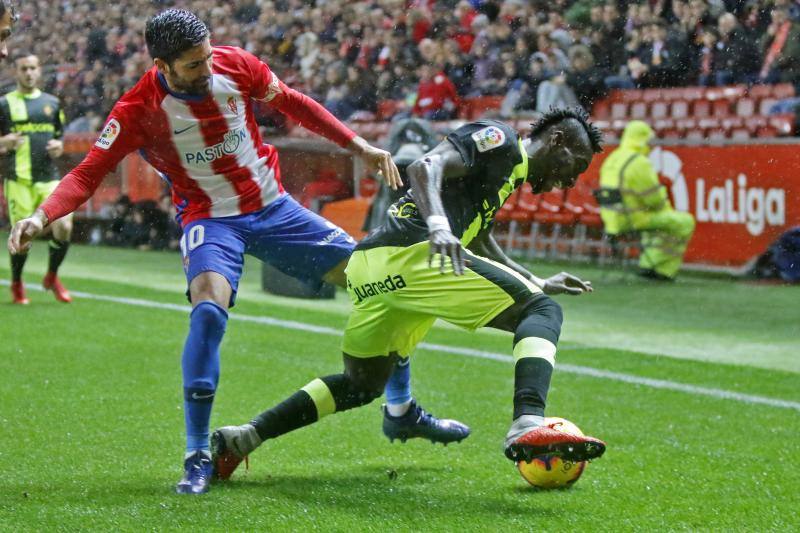 Fotos: Los mejores instantes del Sporting - Granada (1-0)