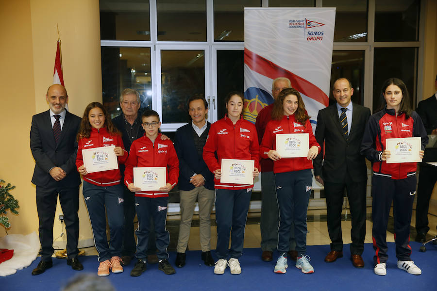 Fotos: El Grupo Covadonga entregó sus becas a 124 deportistas