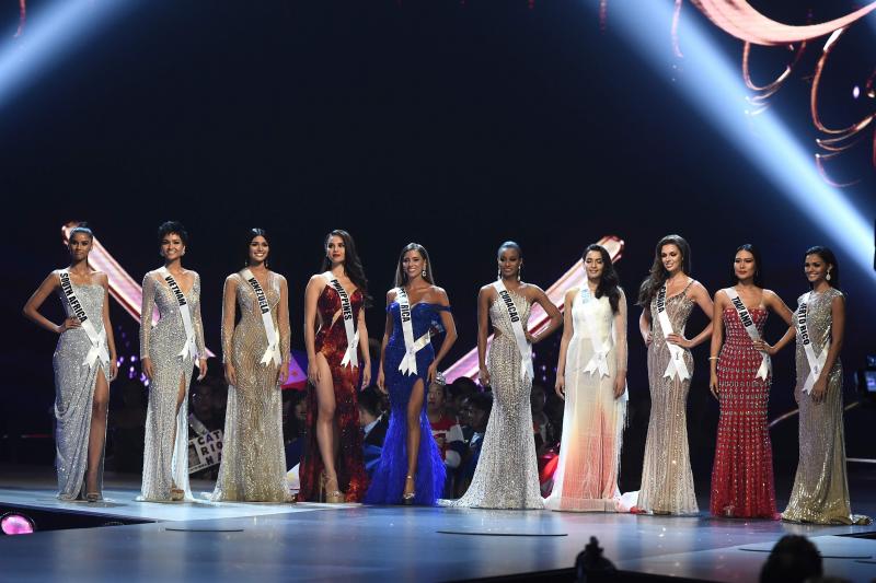 La filipina Catriona Gray fue coronada este lunes en Bangkok Miss Universo 2018 tras una edición en la que por primera vez participó una candidata transgénero, la española Angela Ponce