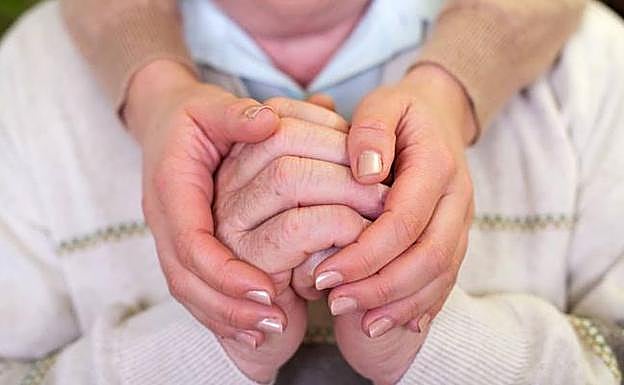 ¿Es contagiosa la enfermedad de Alzheimer?