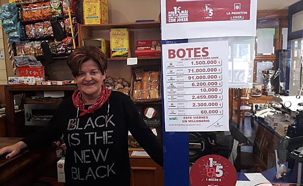 Imagen. Administración de Lotería de Piloña, donde se repartió parte del cuarto. 