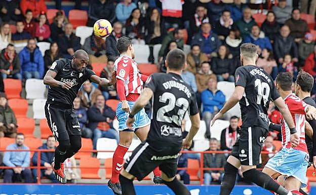 Al Sporting solo le faltó el gol en Lugo (0-0)