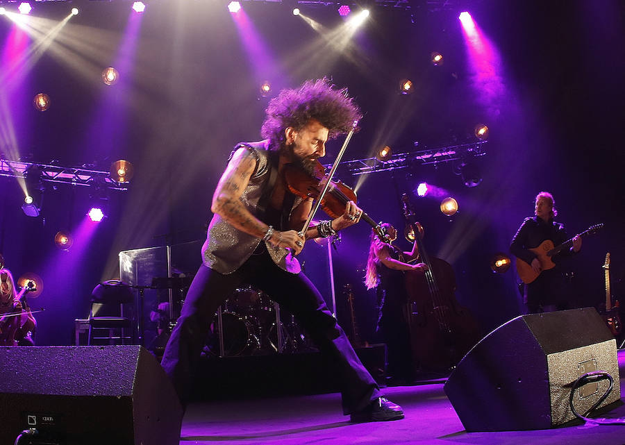 El violinista no defraudó con 'La increíble gira del violín' en su actuación en el Palacio de Deportes de Gijón. Un concierto enmarcado en el Metrópoli Winter 2018