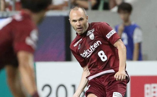 Andrés Iniesta juega en el Vissel Kobe. 