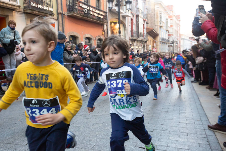 Fotos: ¿Estuviste en la San Silvestre de Avilés? ¡Búscate!