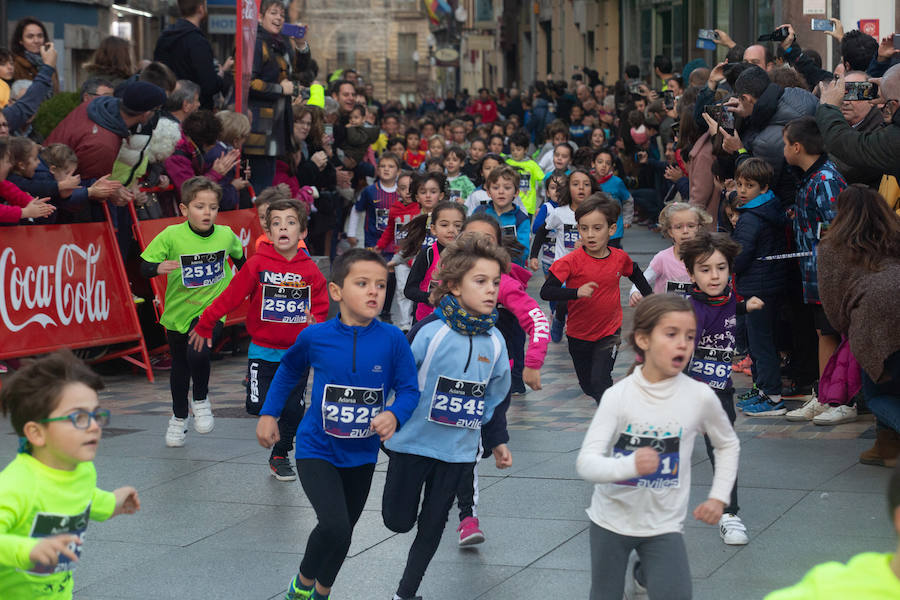 Fotos: ¿Estuviste en la San Silvestre de Avilés? ¡Búscate!