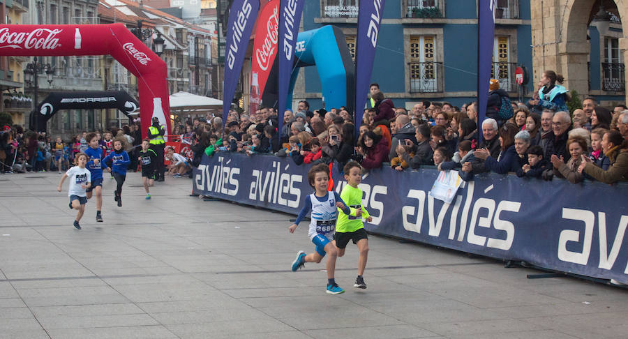 Fotos: ¿Estuviste en la San Silvestre de Avilés? ¡Búscate!