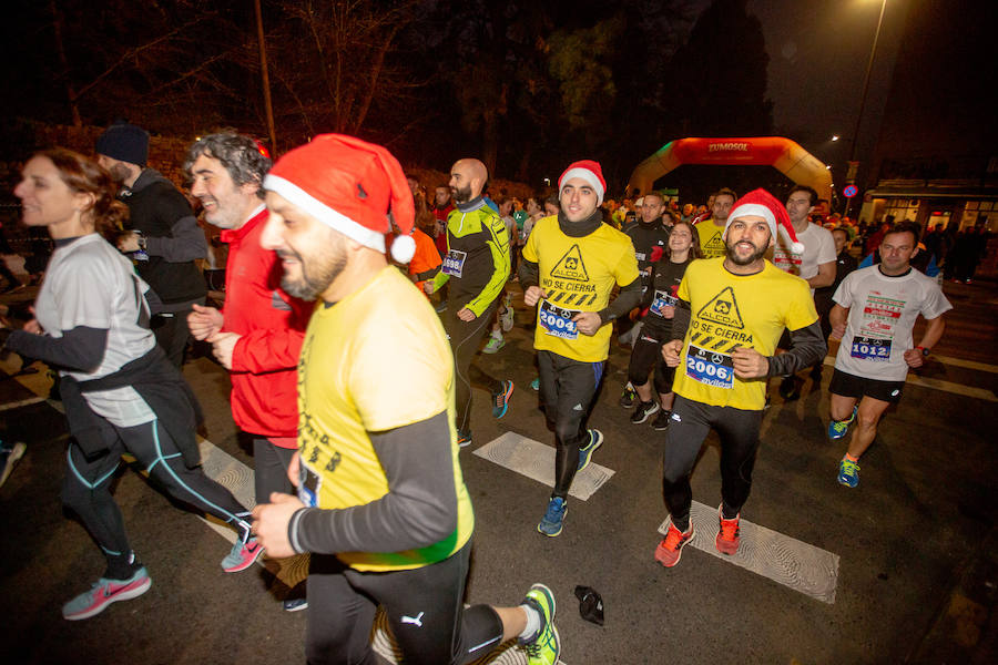 Fotos: ¿Estuviste en la San Silvestre de Avilés? ¡Búscate!