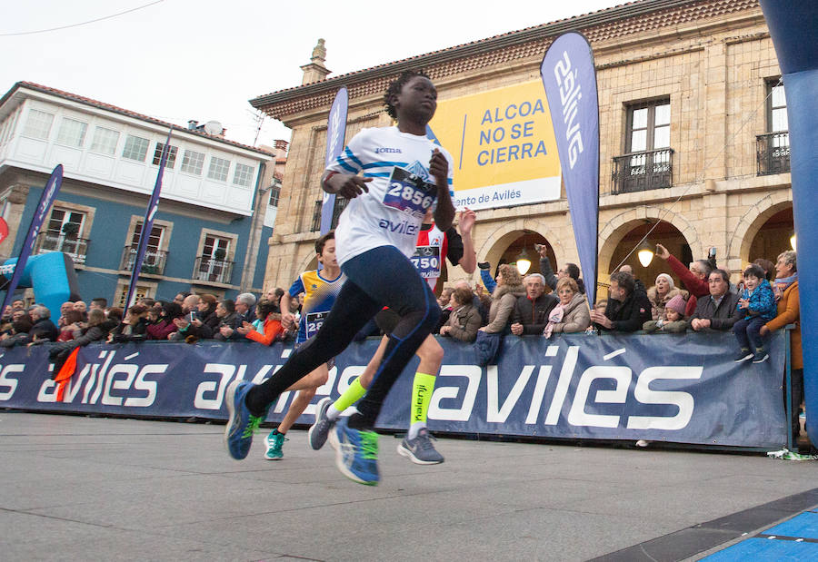 Fotos: ¿Estuviste en la San Silvestre de Avilés? ¡Búscate!