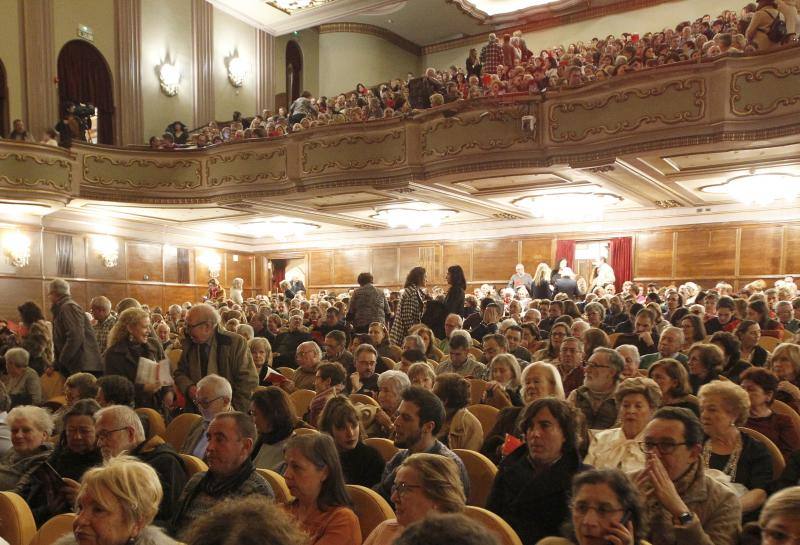 La Filarmónica de España, con el gijonés Mariano Rivas al frente, celebró el primer recital del año ante un teatro abarrotado.