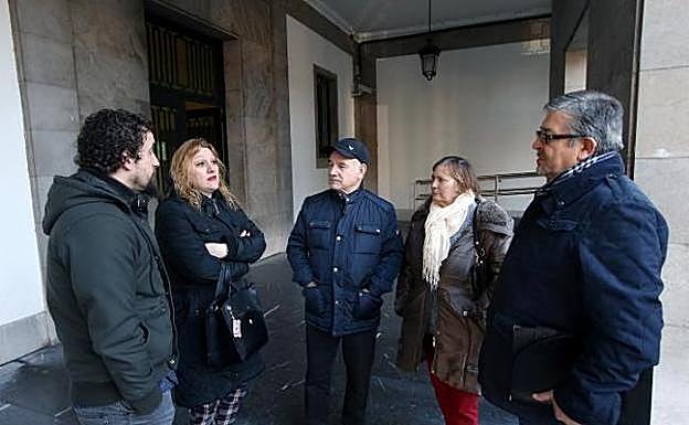 Asamblea de los afectados de iDental