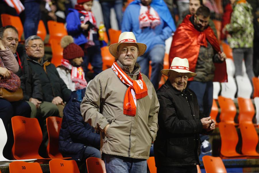 Fotos: ¿Estuviste en el Sporting - Valencia (2-1)? ¡Búscate!