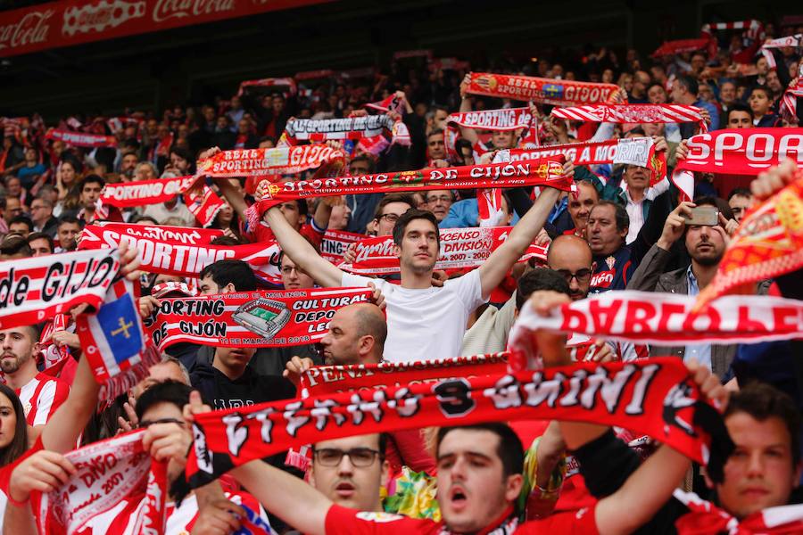 Fotos: ¿Estuviste en el Sporting - Valencia (2-1)? ¡Búscate!