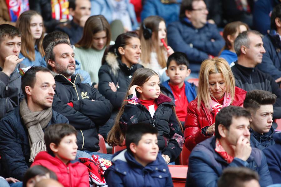 Fotos: ¿Estuviste en el Sporting - Valencia (2-1)? ¡Búscate!