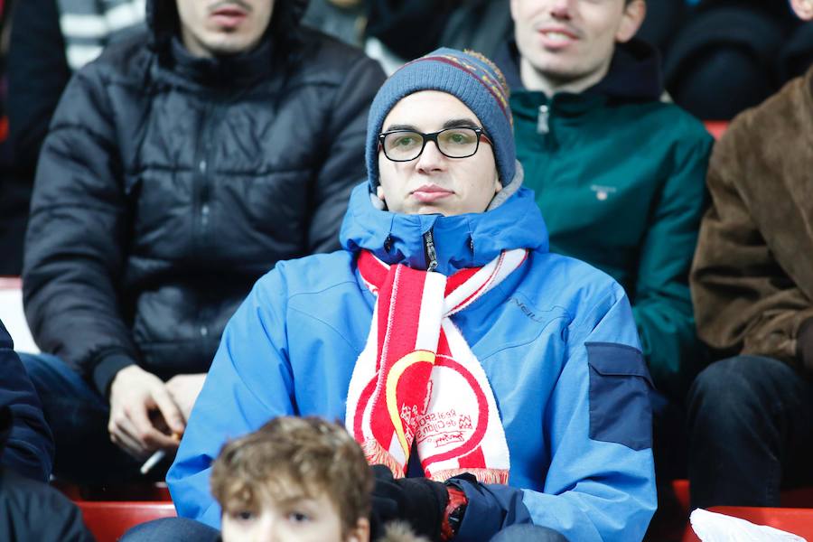 Fotos: ¿Estuviste en el Sporting - Valencia (2-1)? ¡Búscate!