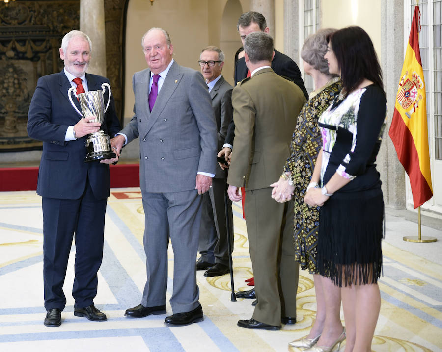 La ceremonia se celebró en el Palacio de El Pardo de Madrid y fue presidida por los Reyes Felipe y Letizia. Rafa Nadal, Sandra Sánchez, Jon Rahm o María Vicente fueron otros de los premiados.