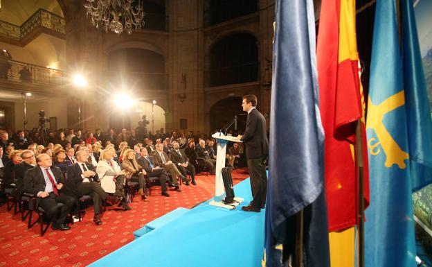 Galería. Pablo Casado interviene en la presentación de los candidatos.