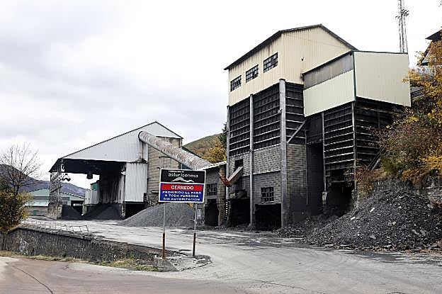 Instalaciones del pozo Cerredo, propiedad de Astur Leonesa, en Degaña. 