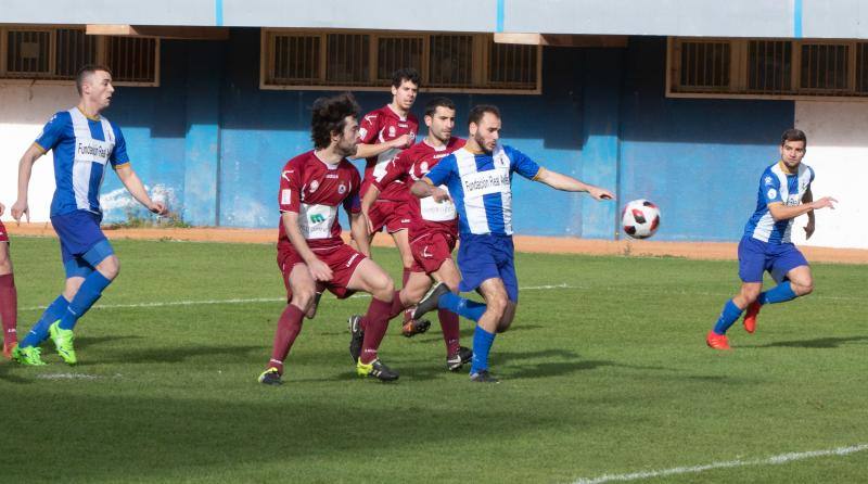 Fotos: Real Avilés 0-3 Gijón Induistrial, en imágenes