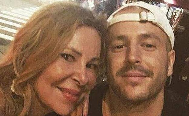 Ana Obregón y su hijo Álex Lequio