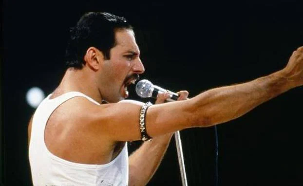 Salen a la luz los últimos momentos de Freddie Mercury