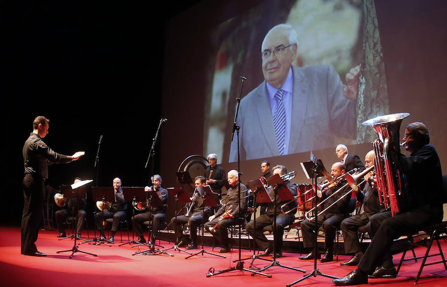 Evento organizado por los familiares y amigos de Vicente Álvarez Areces