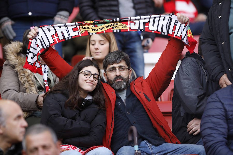 Fotos: ¿Estuviste en el Sporting - Alcorcón? ¡Búscate!