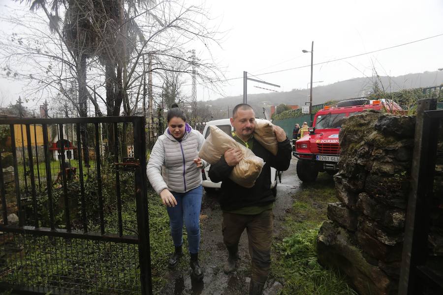 El temporal de Asturias ha dejado multitud de destrozos en Trubia