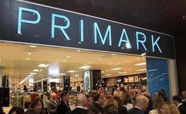 Descubre un hueso humano dentro de unos calcetines de Primark