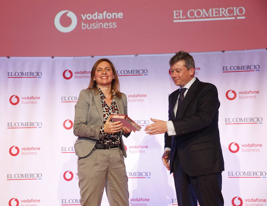 Lo galardones impulsados por EL COMERCIO de la mano de Vodafone, premiaron en Gijón las mejores prácticas renovadoras y de futuro en el tejido empresarial asturiano.